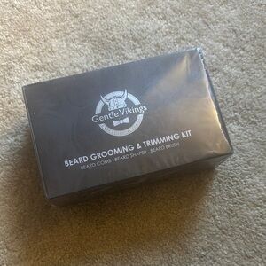 Beard Grooming & Trimming Kit - Black